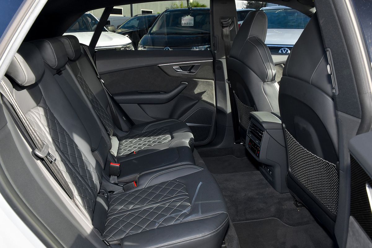 2020 Audi SQ8 TDI F1