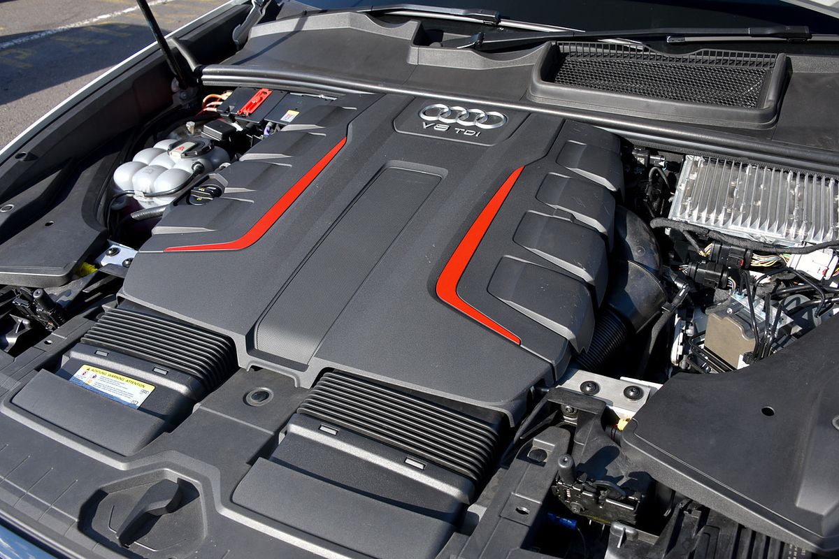2020 Audi SQ8 TDI F1
