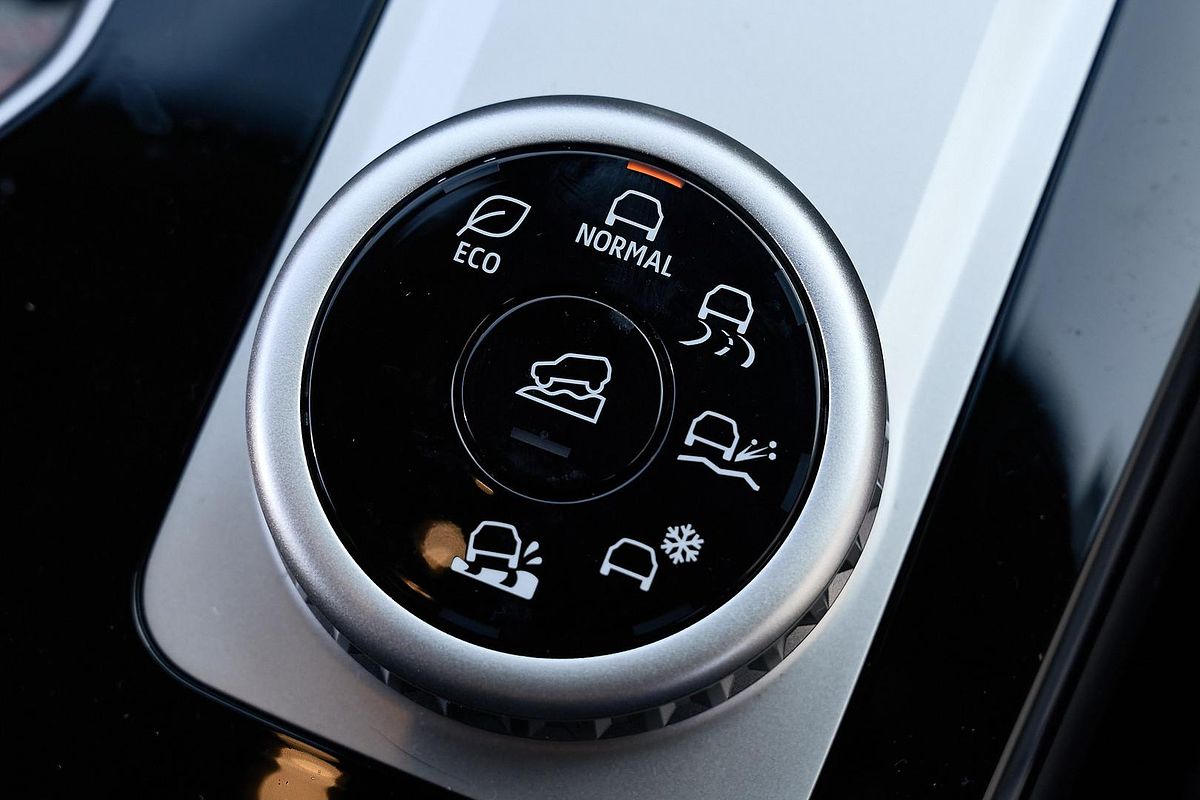 2025 Mitsubishi Outlander Aspire ZM