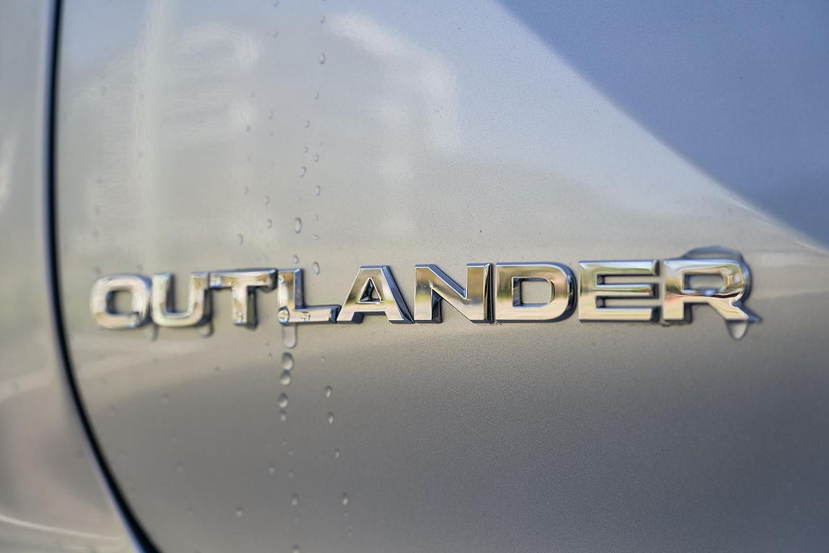 2025 Mitsubishi Outlander Aspire ZM