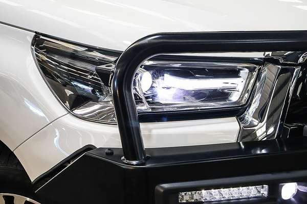 2023 Toyota Hilux SR5 GUN126R 4X4