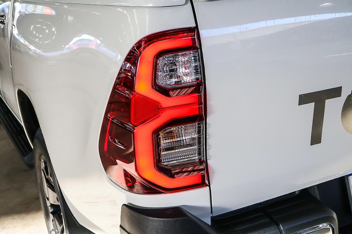 2023 Toyota Hilux SR5 GUN126R 4X4