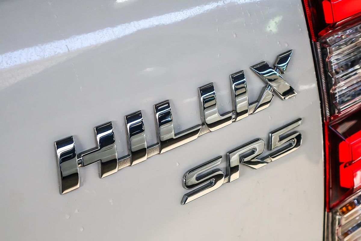 2023 Toyota Hilux SR5 GUN126R 4X4