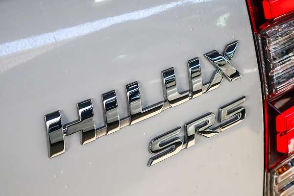 2023 Toyota Hilux SR5 GUN126R 4X4