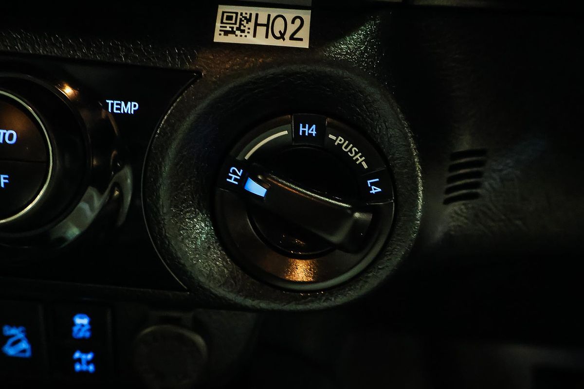 2023 Toyota Hilux SR5 GUN126R 4X4