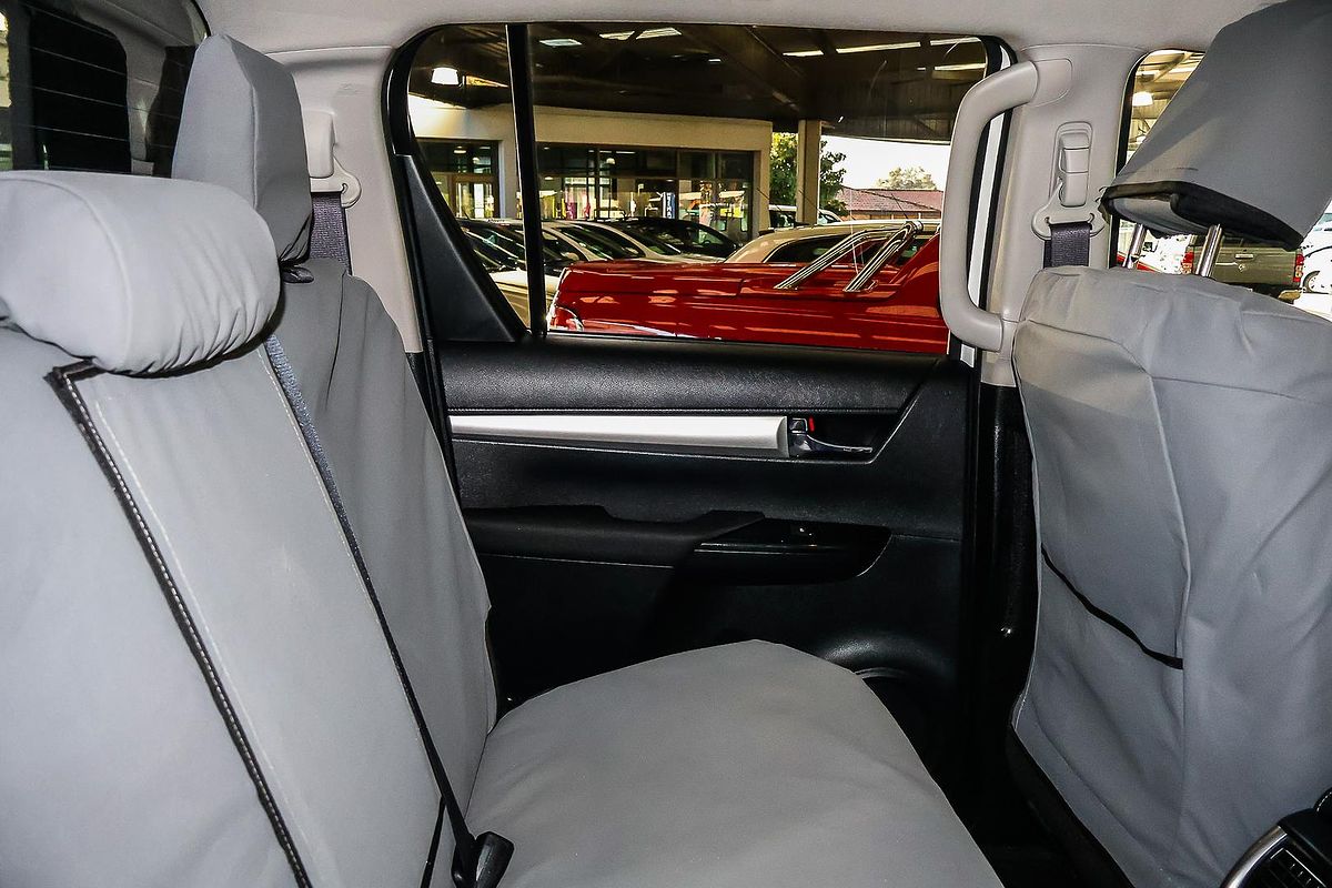 2023 Toyota Hilux SR5 GUN126R 4X4
