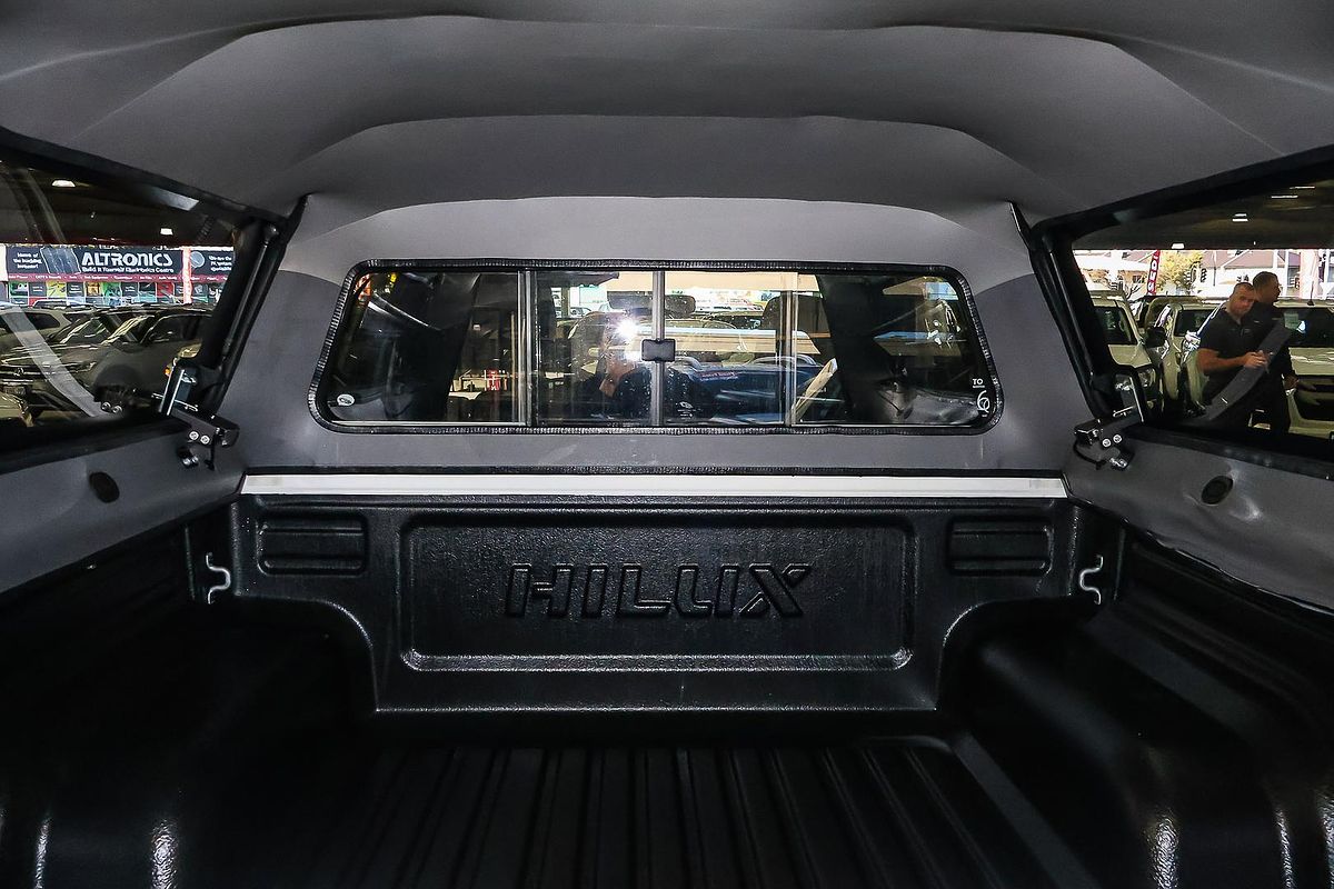 2023 Toyota Hilux SR5 GUN126R 4X4