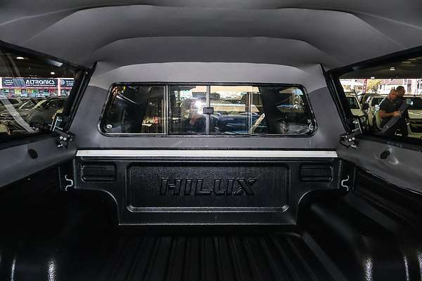 2023 Toyota Hilux SR5 GUN126R 4X4