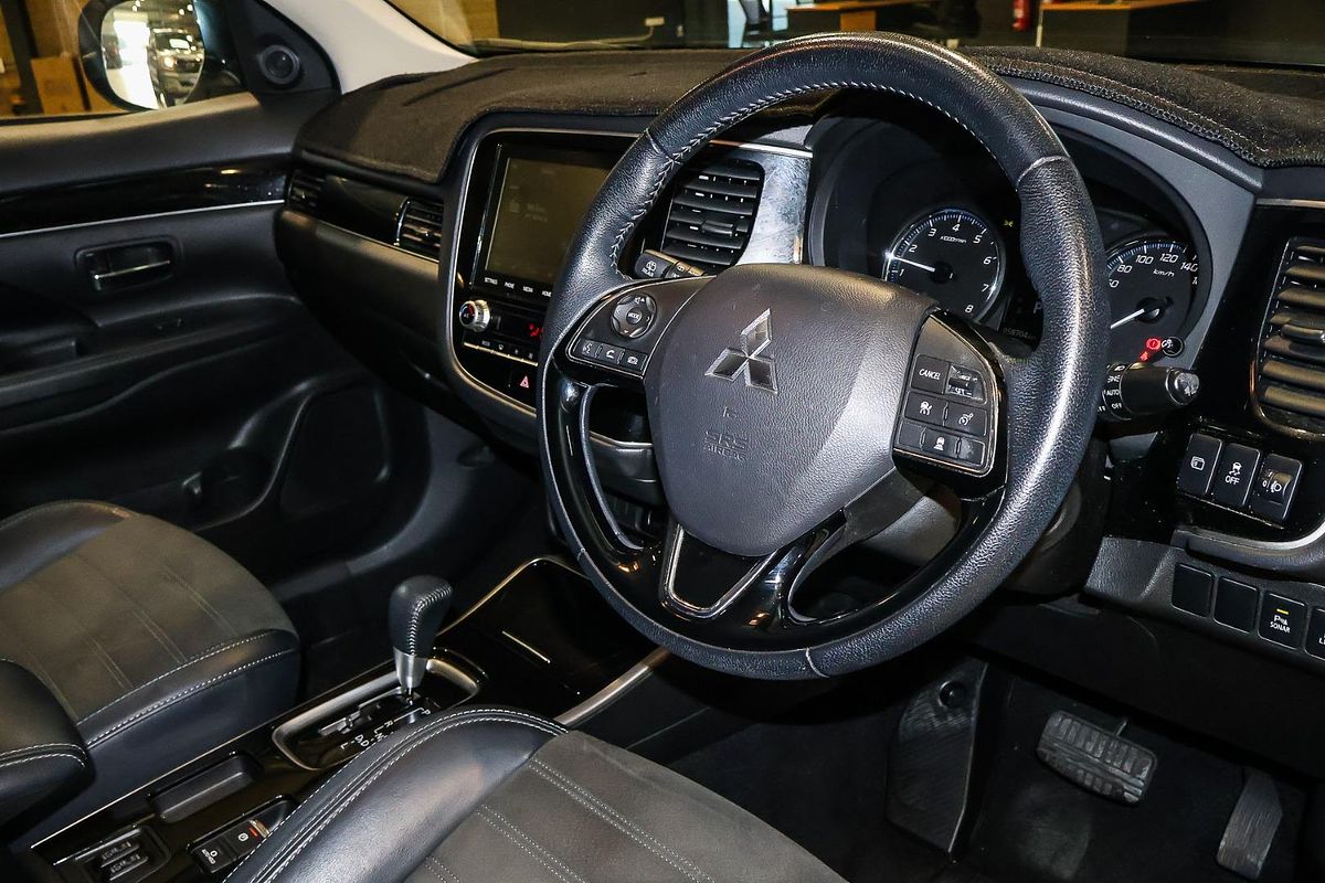 2021 Mitsubishi Outlander LS ZL