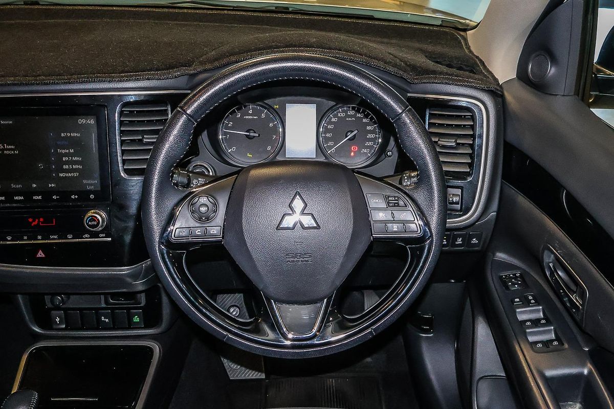 2021 Mitsubishi Outlander LS ZL
