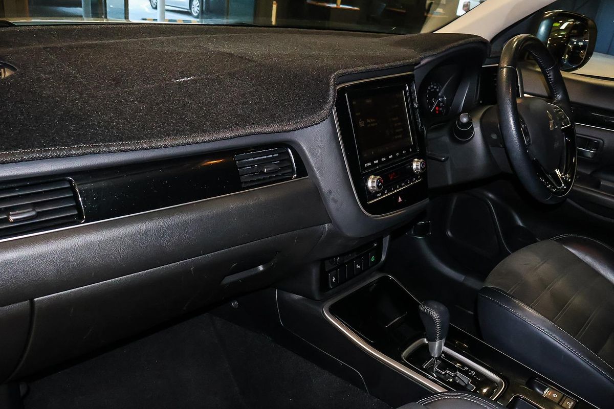 2021 Mitsubishi Outlander LS ZL