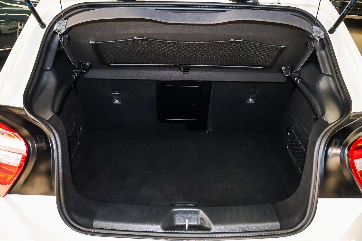 2015 Mercedes-Benz A-Class A200 W176