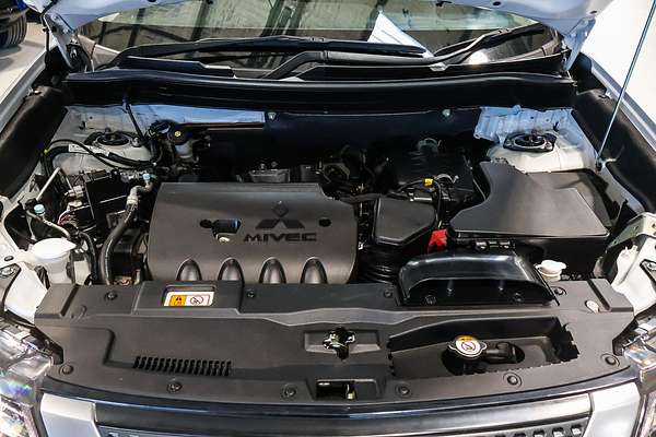 2021 Mitsubishi Outlander LS ZL