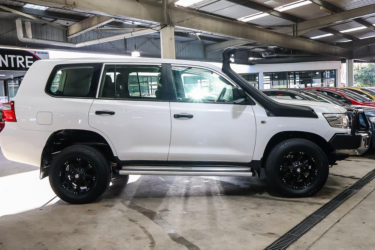 2017 Toyota Landcruiser GX VDJ200R