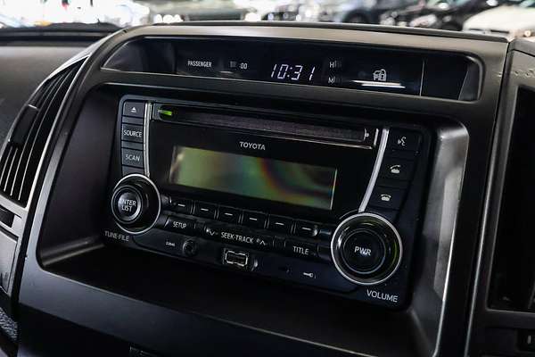 2017 Toyota Landcruiser GX VDJ200R