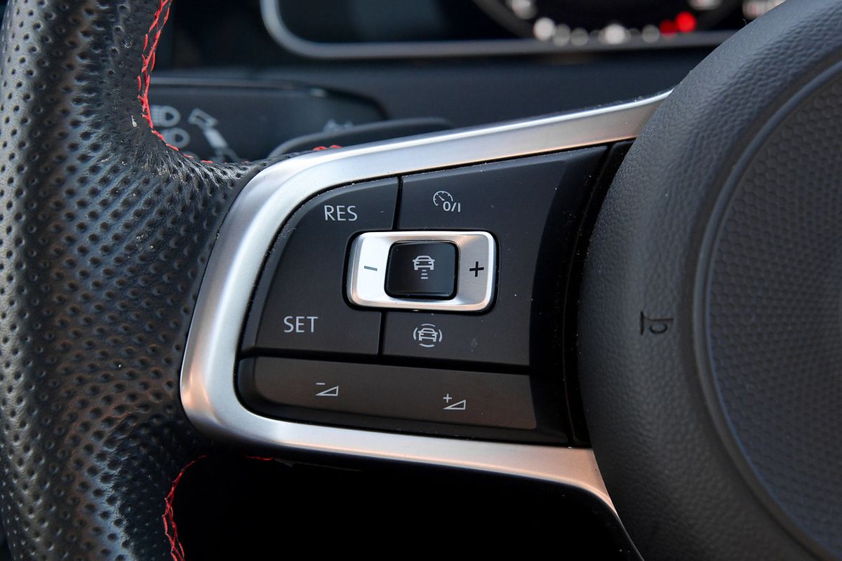 2020 Volkswagen Golf GTI TCR 7.5
