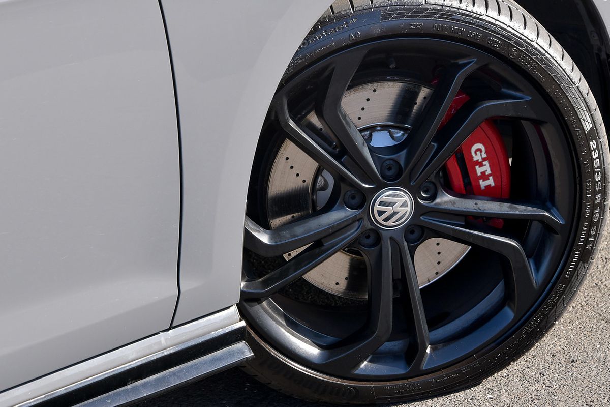 2020 Volkswagen Golf GTI TCR 7.5