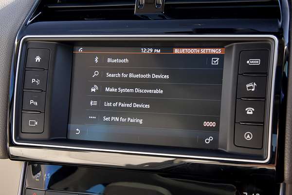 2015 Jaguar XE 25t R-Sport X760