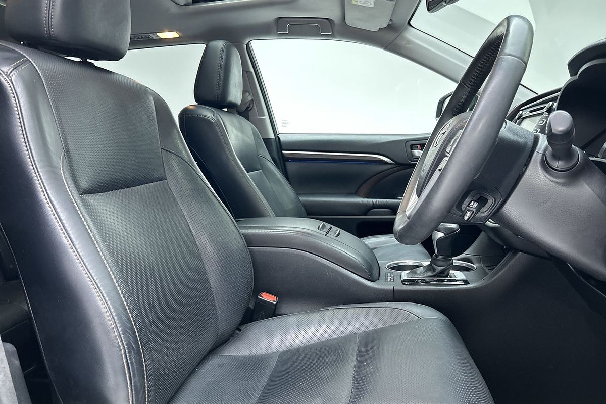 2014 Toyota Kluger Grande GSU55R