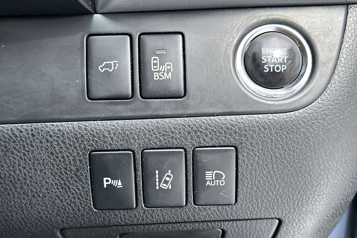 2014 Toyota Kluger Grande GSU55R