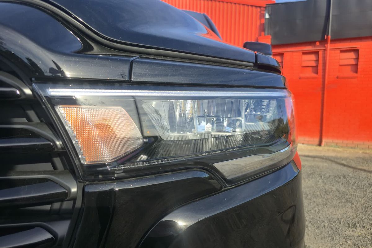 2025 RAM 1500 Laramie Sport Hurricane SO RamBox DT 4X4 SWB