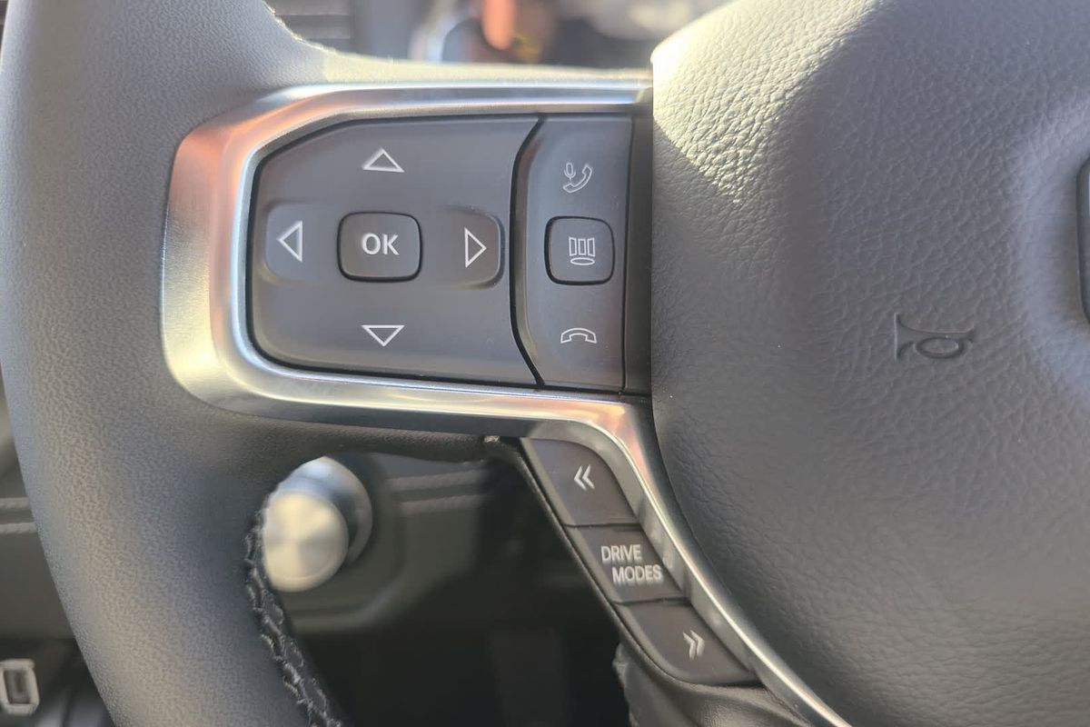 2025 RAM 1500 Laramie Sport Hurricane SO RamBox DT 4X4 SWB