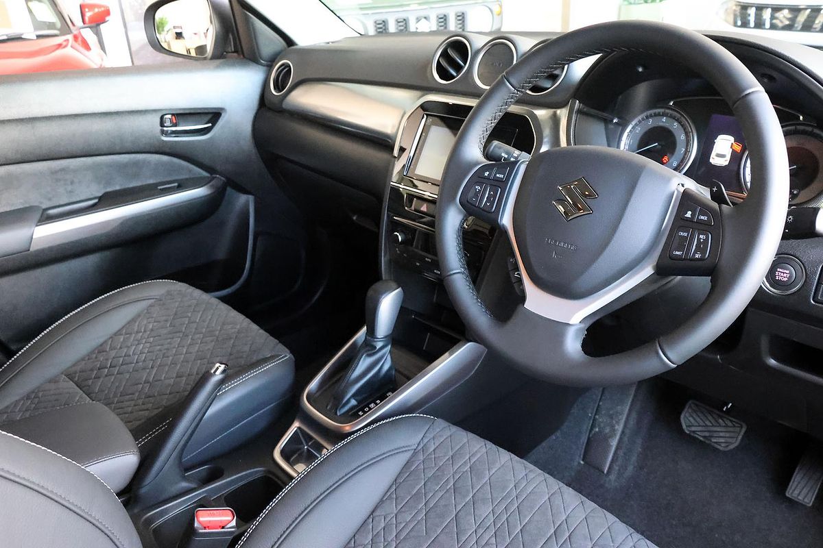 2024 Suzuki Vitara Turbo LY Series II