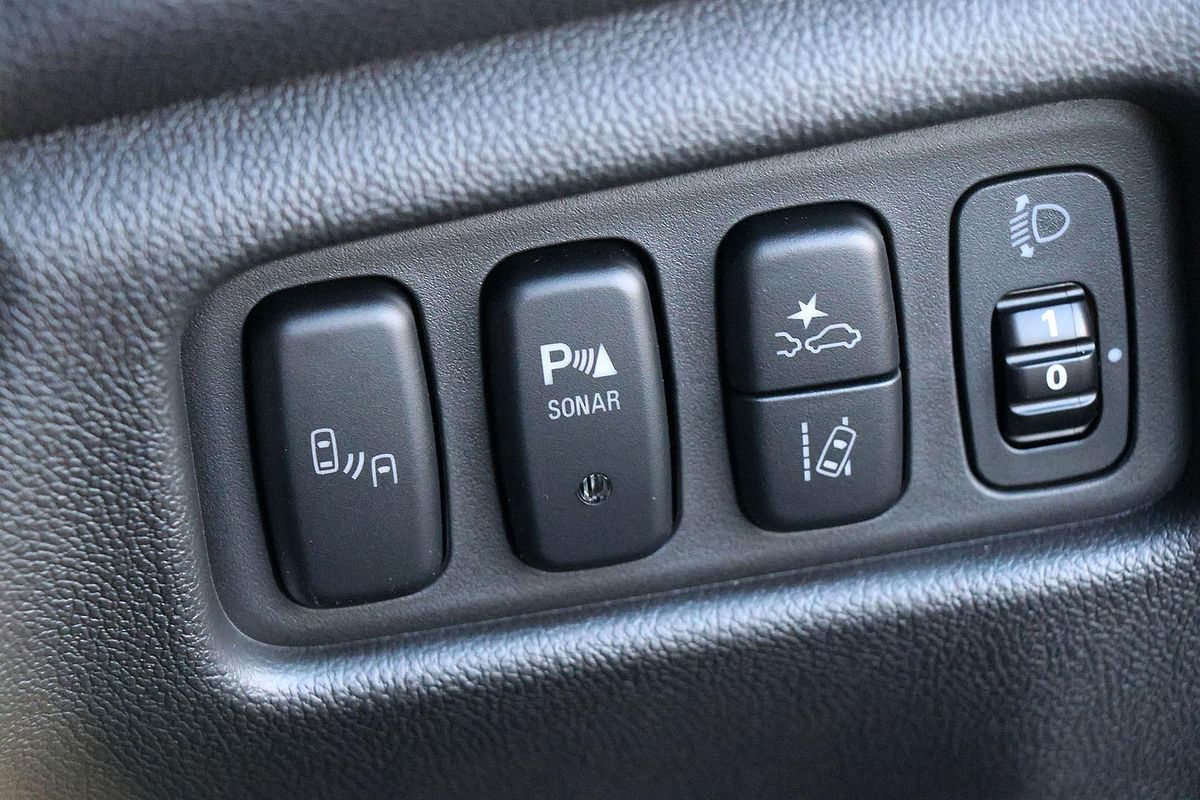 2025 Mitsubishi ASX LS XD