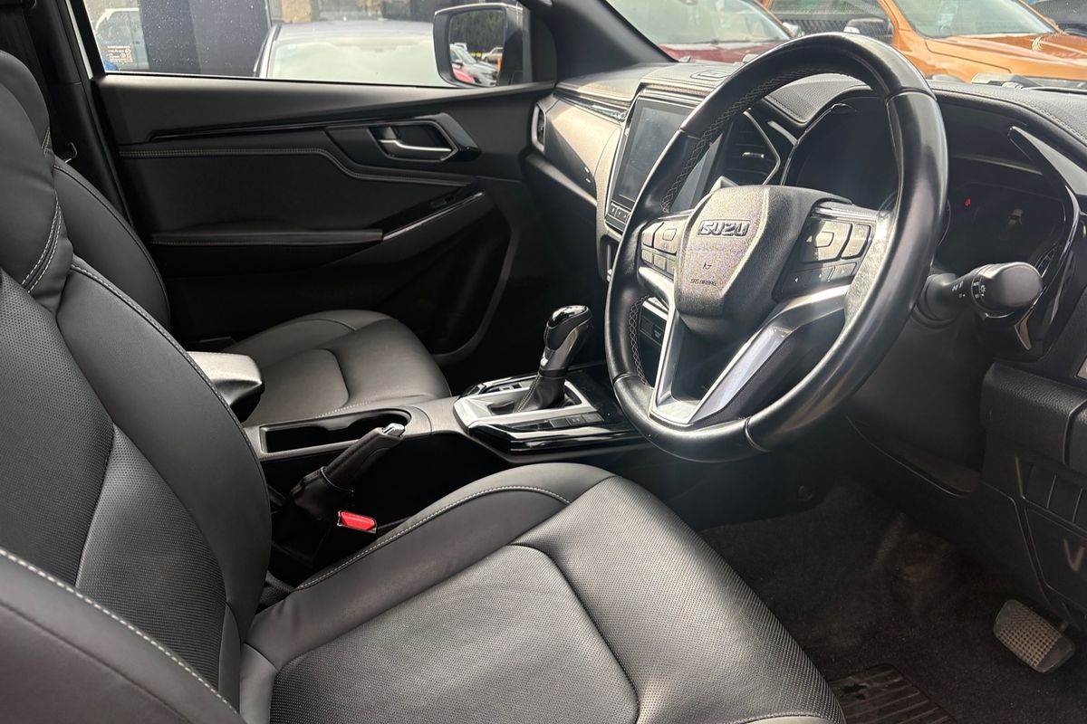 2020 Isuzu D-MAX X-TERRAIN 4X4