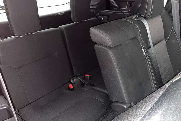 2023 Mitsubishi Outlander LS ZM