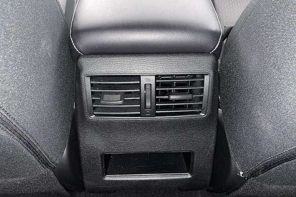 2023 Mitsubishi Outlander LS ZM