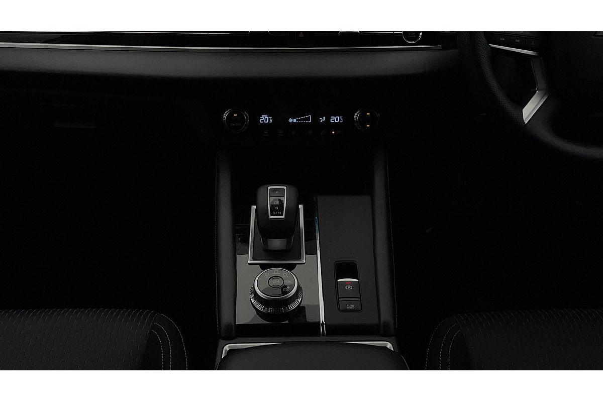 2023 Mitsubishi Outlander LS ZM