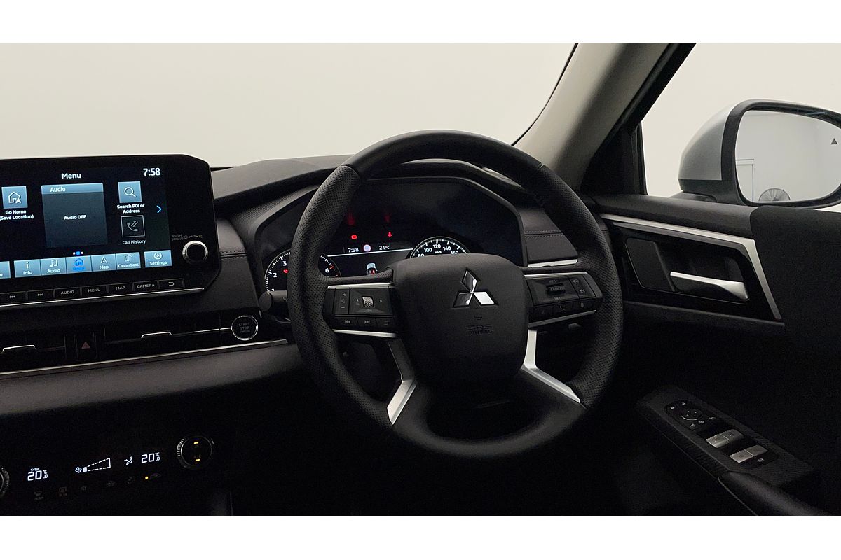 2023 Mitsubishi Outlander LS ZM