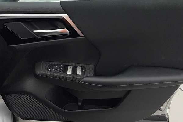 2023 Mitsubishi Outlander LS ZM