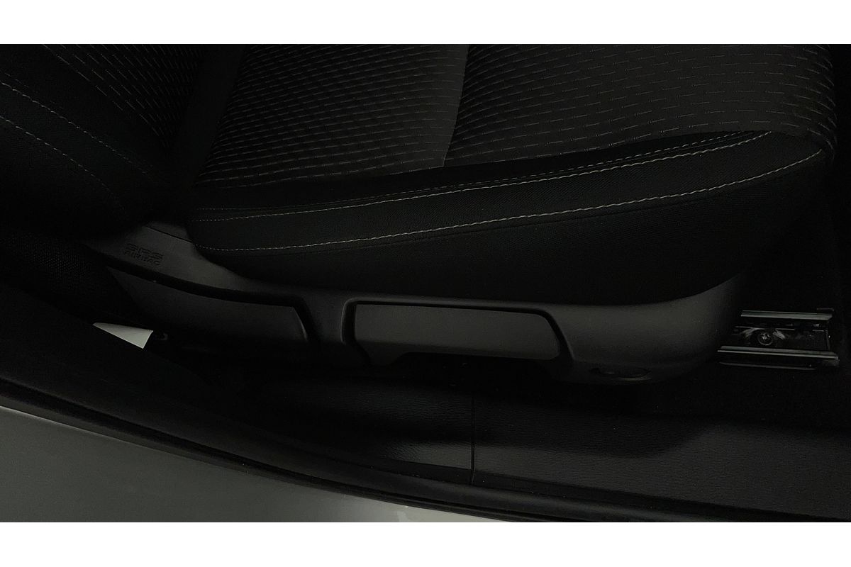 2023 Mitsubishi Outlander LS ZM