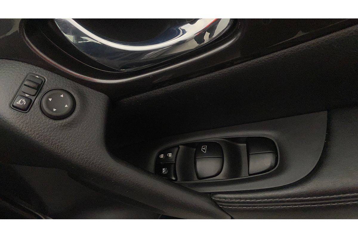 2022 Nissan X-TRAIL ST T32