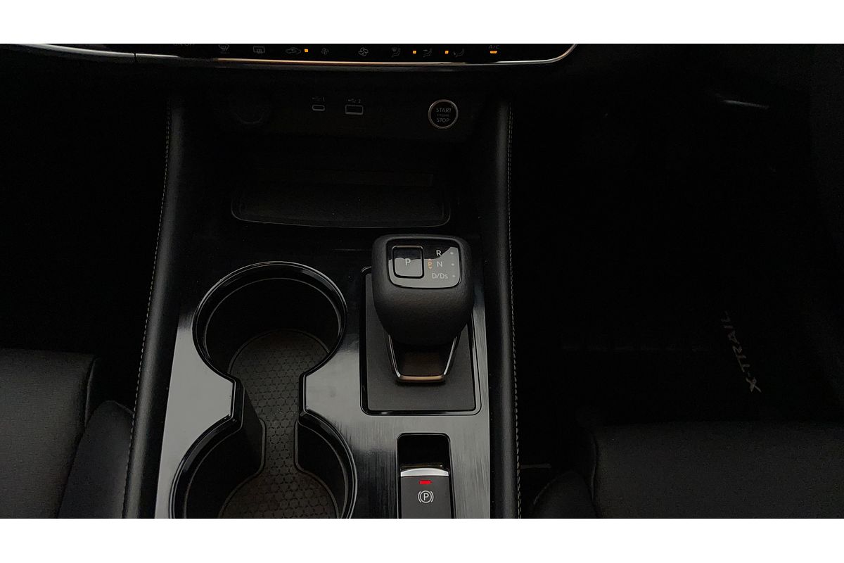 2022 Nissan X-TRAIL ST-L T33