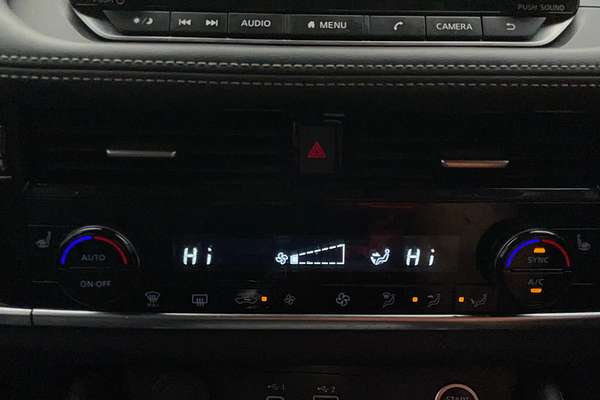 2022 Nissan X-TRAIL ST-L T33