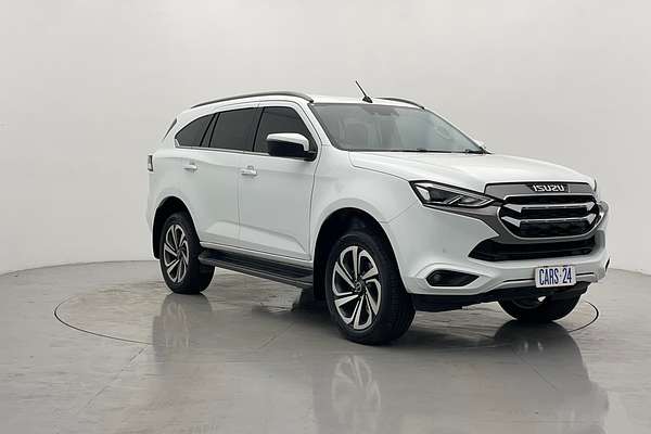 2022 Isuzu MU-X LS-T
