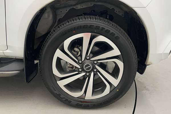 2022 Isuzu MU-X LS-T