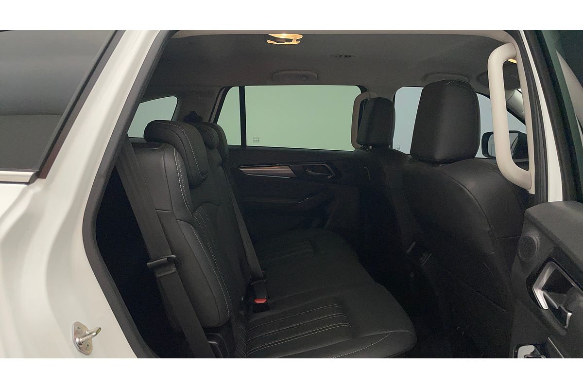 2022 Isuzu MU-X LS-T