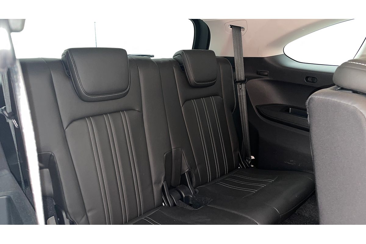 2022 Isuzu MU-X LS-T