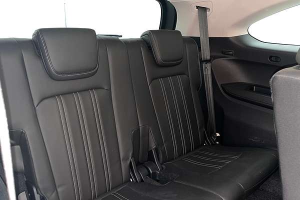 2022 Isuzu MU-X LS-T