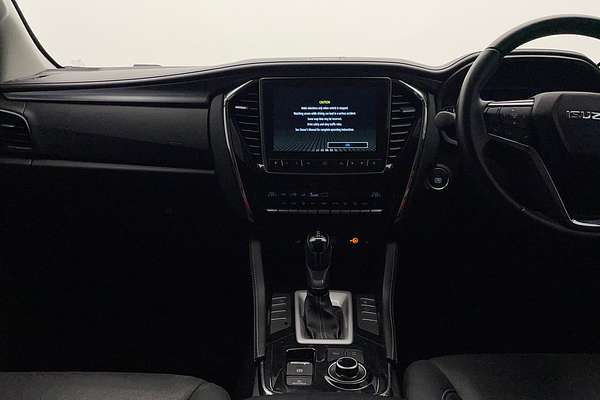 2022 Isuzu MU-X LS-T