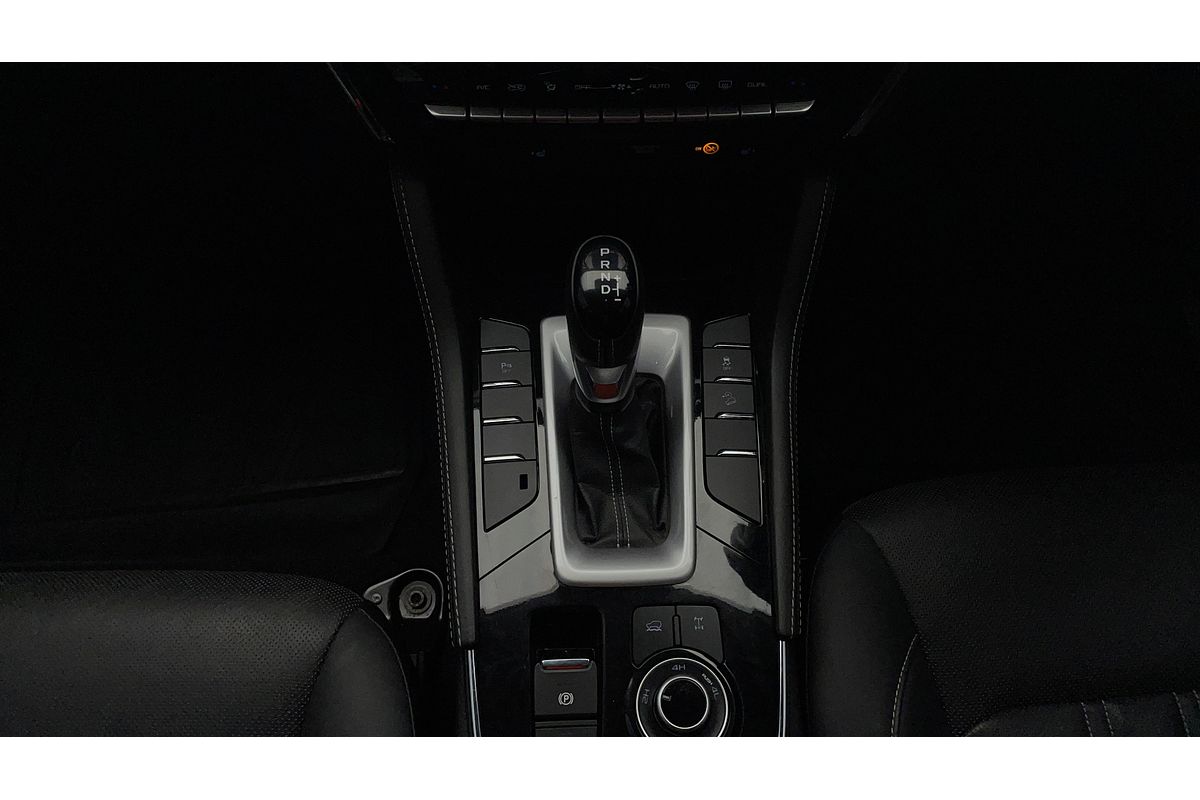 2022 Isuzu MU-X LS-T
