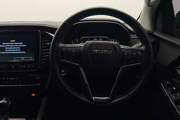 2022 Isuzu MU-X LS-T