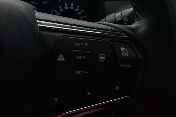 2022 Isuzu MU-X LS-T