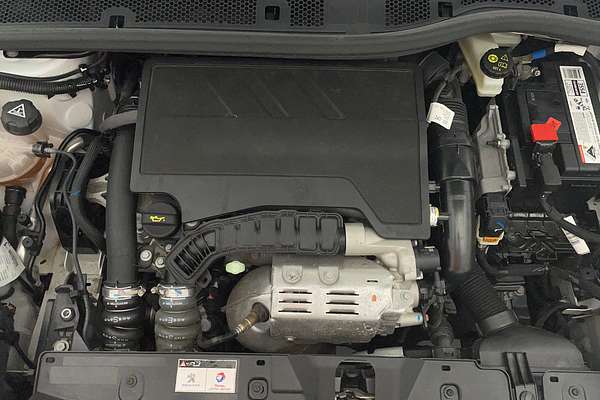 2021 Peugeot 2008 Allure P24