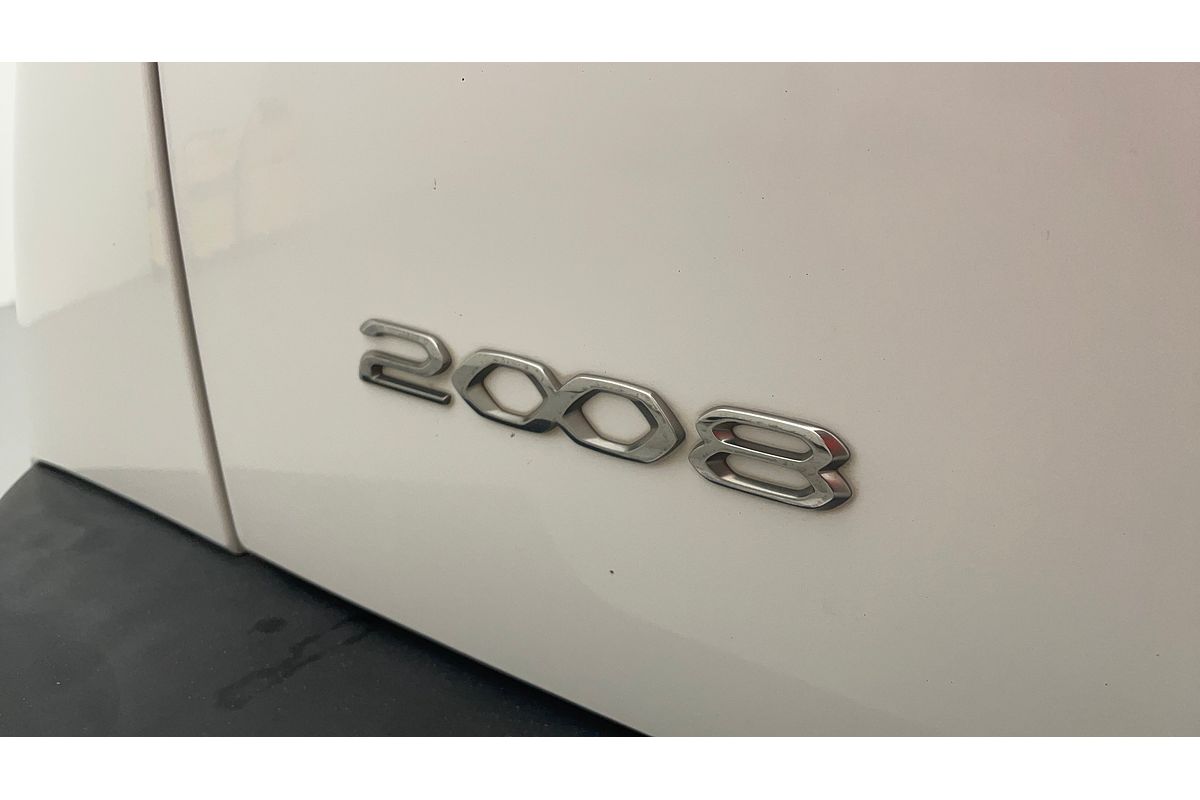2021 Peugeot 2008 Allure P24