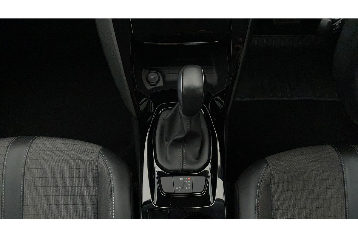 2021 Peugeot 2008 Allure P24